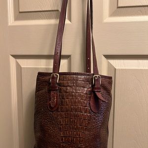 GUC Leather brown bucket croc embossed tote bag.
